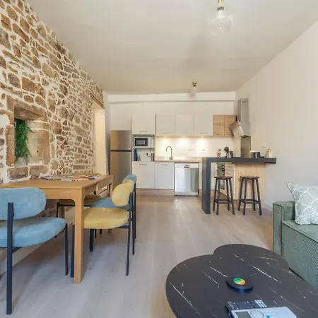L'ecrin Nimois Yourhosthelper Nimes
